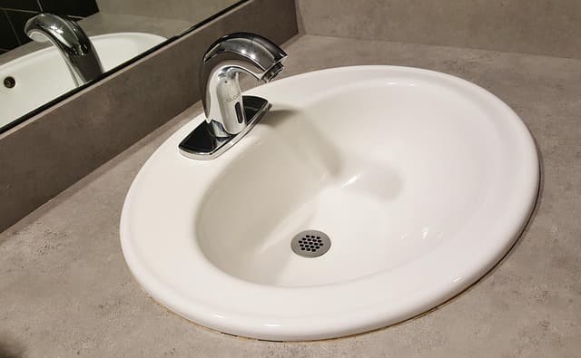 Comment choisir l'éclairage parfait pour votre salle de bain